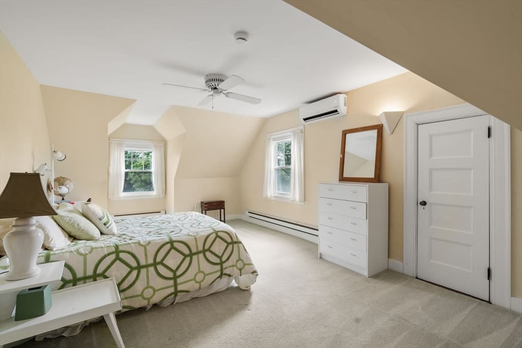105 Randolph Ave, Milton MA 02186 photo 22