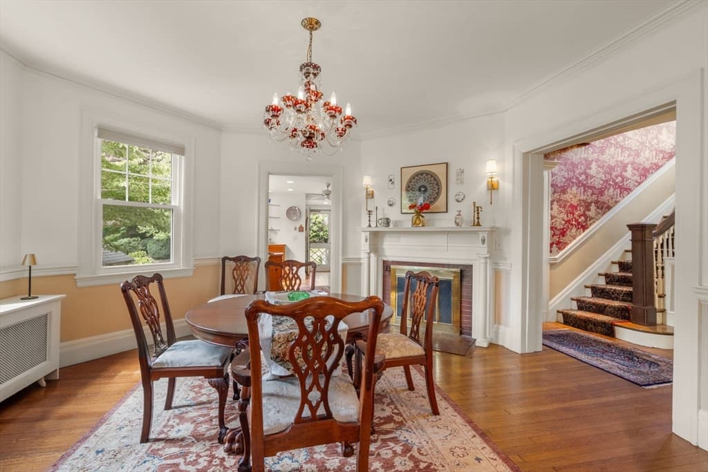 105 Randolph Ave, Milton MA 02186 photo 7