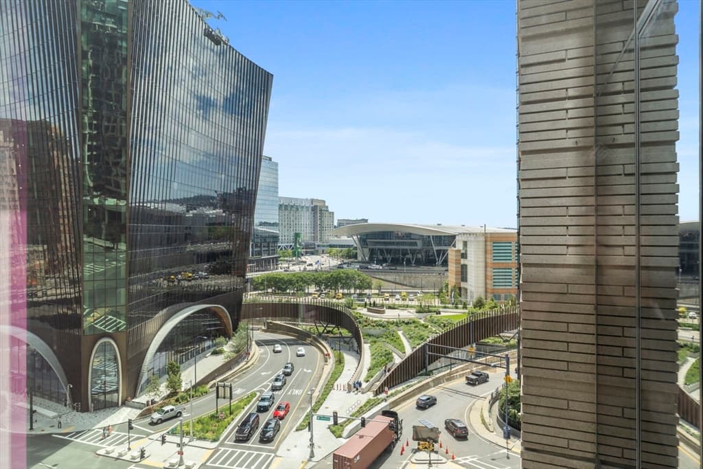 135 Seaport Blvd # 1016, Boston MA 02210 photo 2