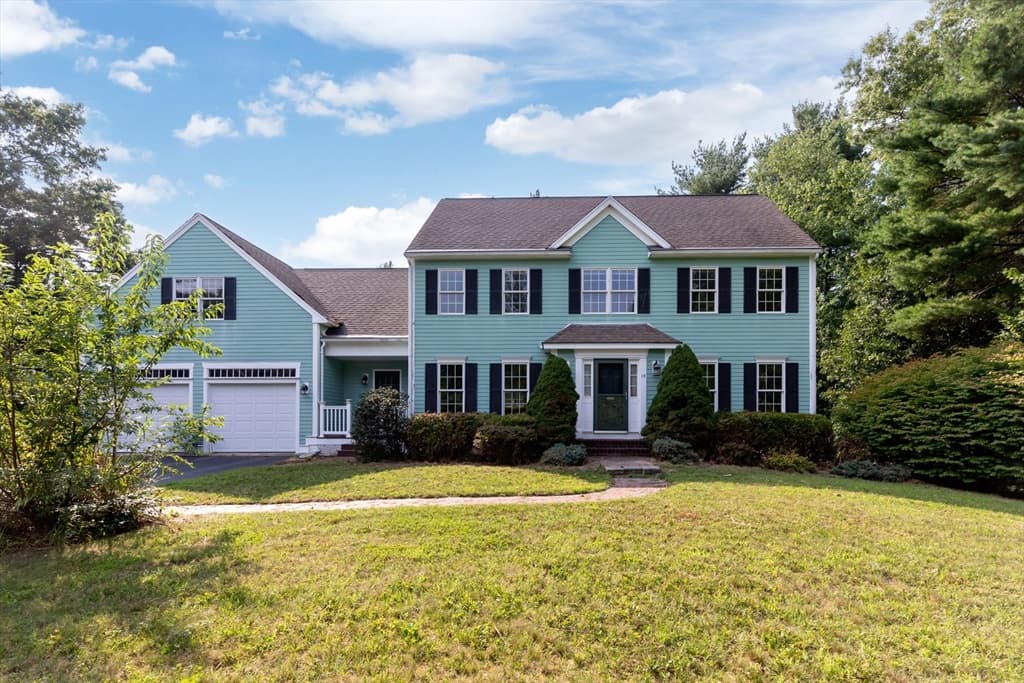 13 Arrowhead Path, Halifax MA 02338