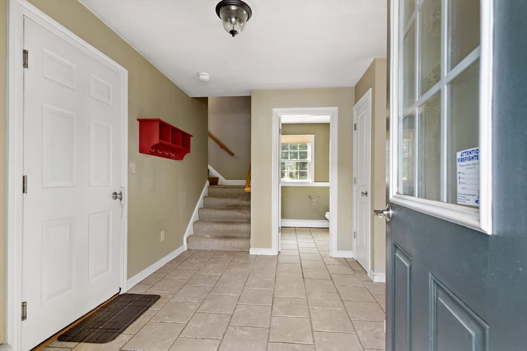 Single Family Residence at 13 Arrowhead Path, Halifax MA 02338, Halifax, photo 11 of 42