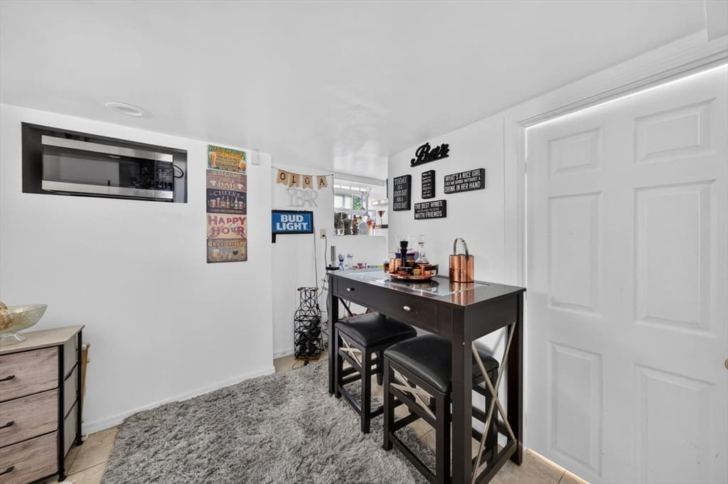 216 Cedar Street, New Bedford MA 02740 photo 17