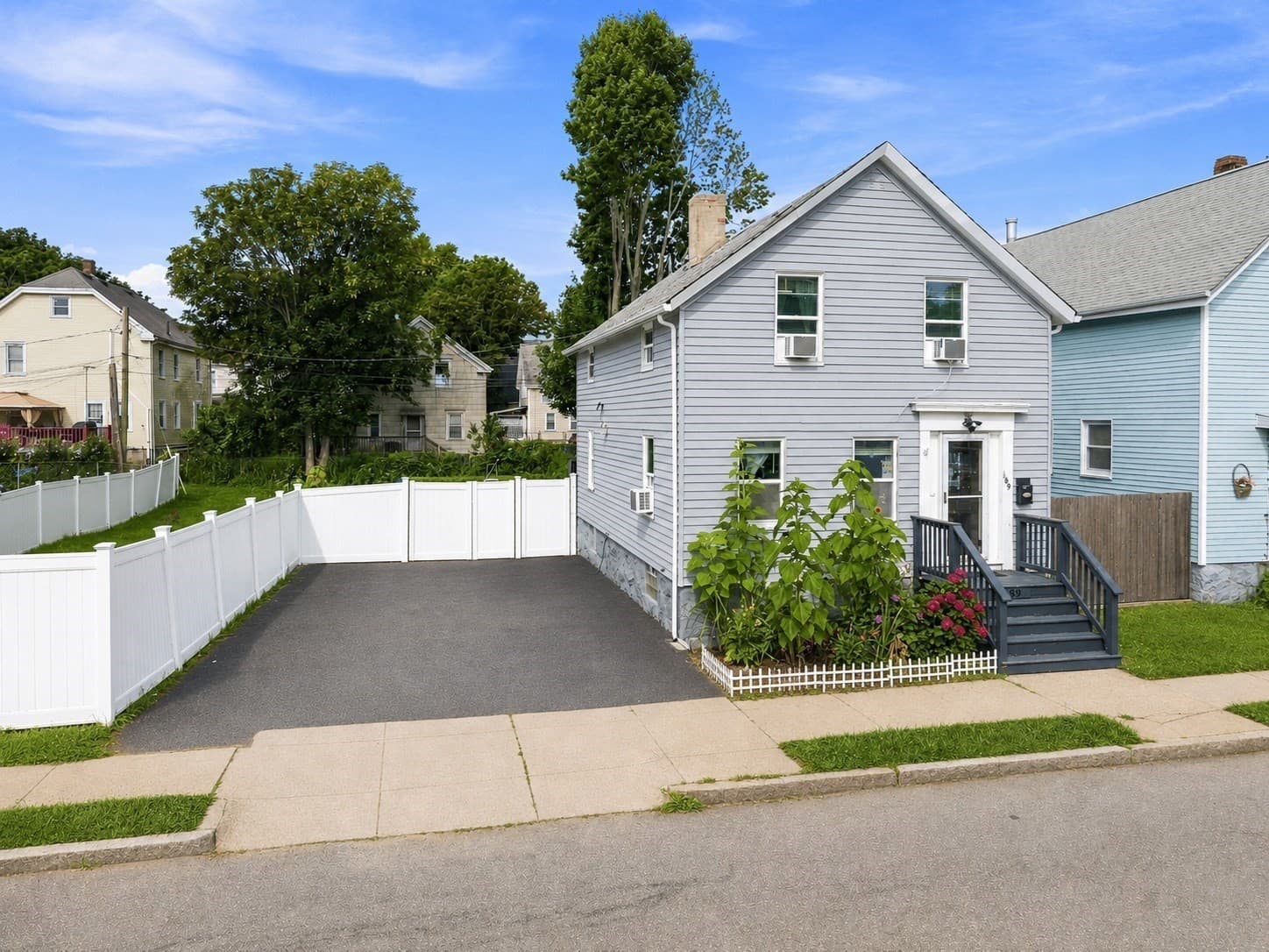 Single Family Residence at 189 Park, New Bedford MA 02740