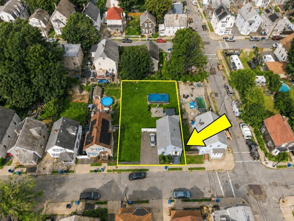 189 Park, New Bedford MA 02740 photo 11