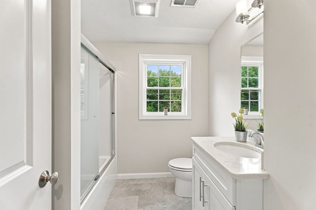 Condominium at 59 Riley Rd # 59, Tyngsborough MA 01879, Tyngsborough, photo 23 of 35