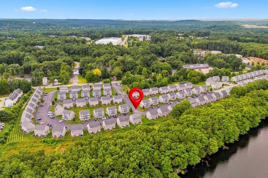 Condominium at 59 Riley Rd # 59, Tyngsborough MA 01879, Tyngsborough, photo 30 of 35