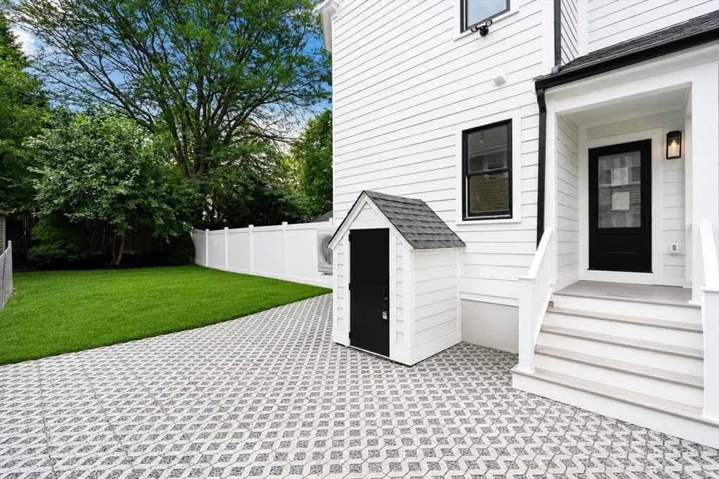 220 Sycamore Street # 1, Watertown MA 02472 photo 29