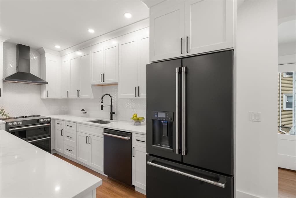 220 Sycamore Street # 1, Watertown MA 02472 photo 4