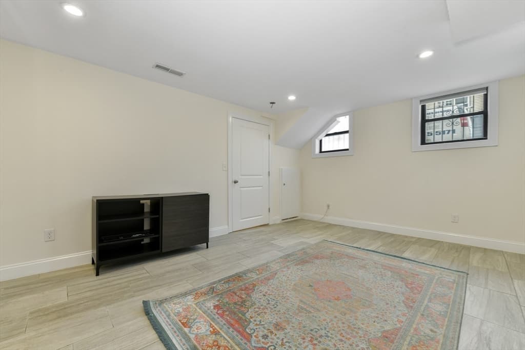 111 Maverick Street # U1, Boston MA 02128 photo 16