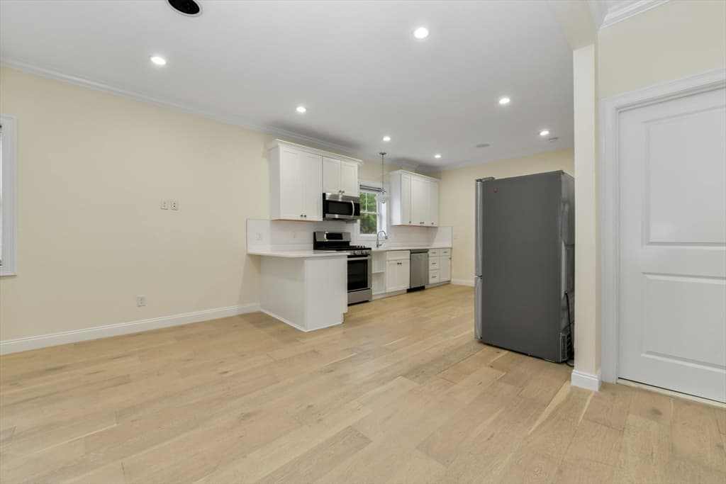 111 Maverick Street # U1, Boston MA 02128 photo 7