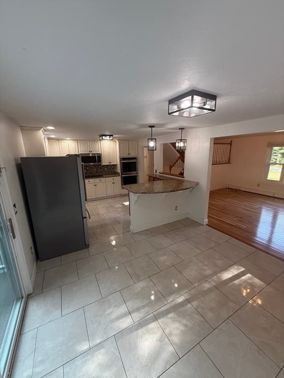 40 Poquanticut Ave, Easton MA 02334 photo 13