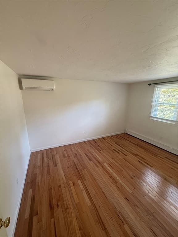 40 Poquanticut Ave, Easton MA 02334 photo 22
