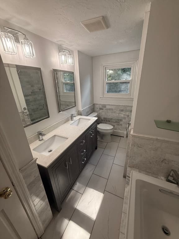 40 Poquanticut Ave, Easton MA 02334 photo 19