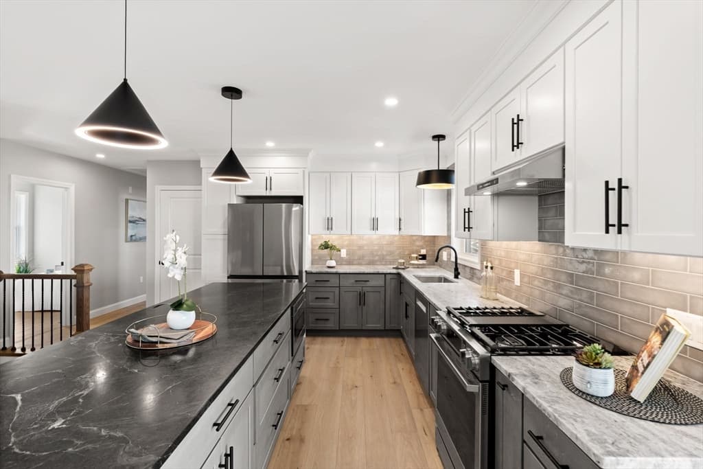 660 Hildreth St, Dracut MA 01826 photo 13