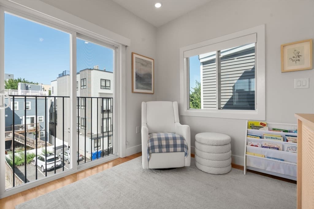 284 Sumner St # 3, Boston MA 02128 photo 17