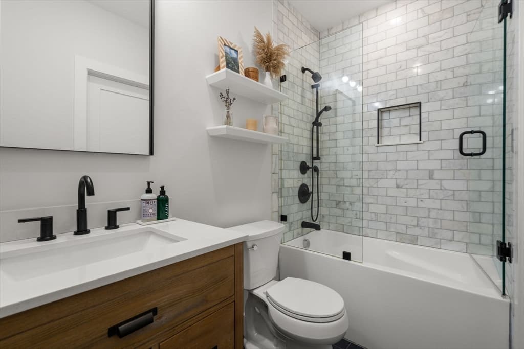 284 Sumner St # 3, Boston MA 02128 photo 22