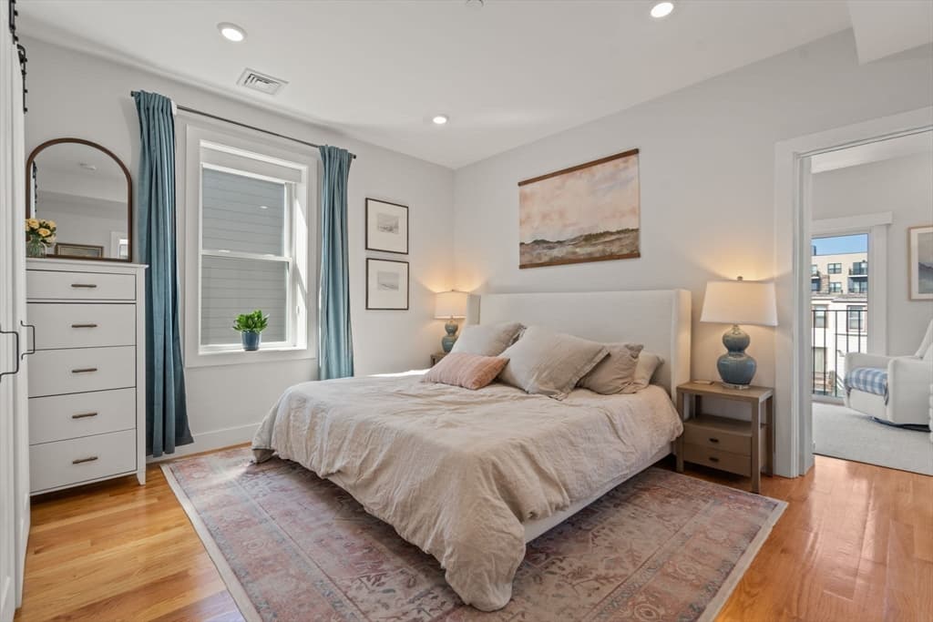 284 Sumner St # 3, Boston MA 02128 photo 11