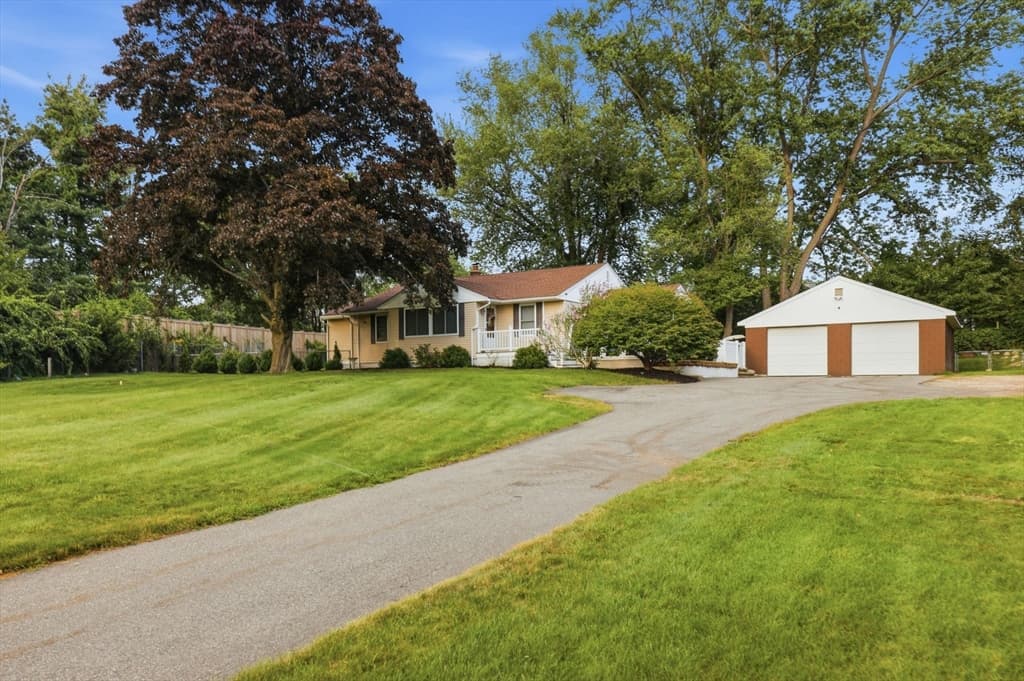 151 Greenwood Rd, Andover MA 01810