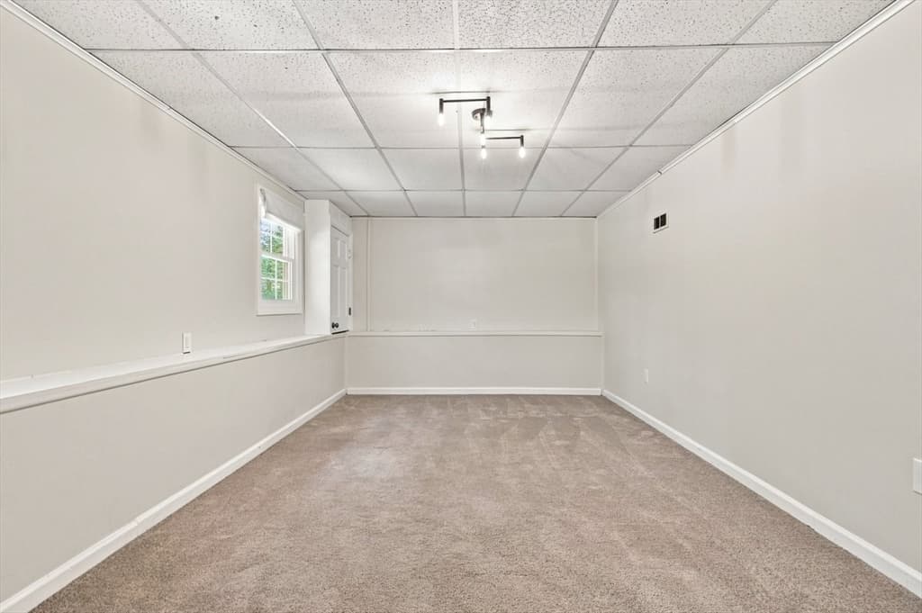 174 Bent St, Franklin MA 02038 photo 27
