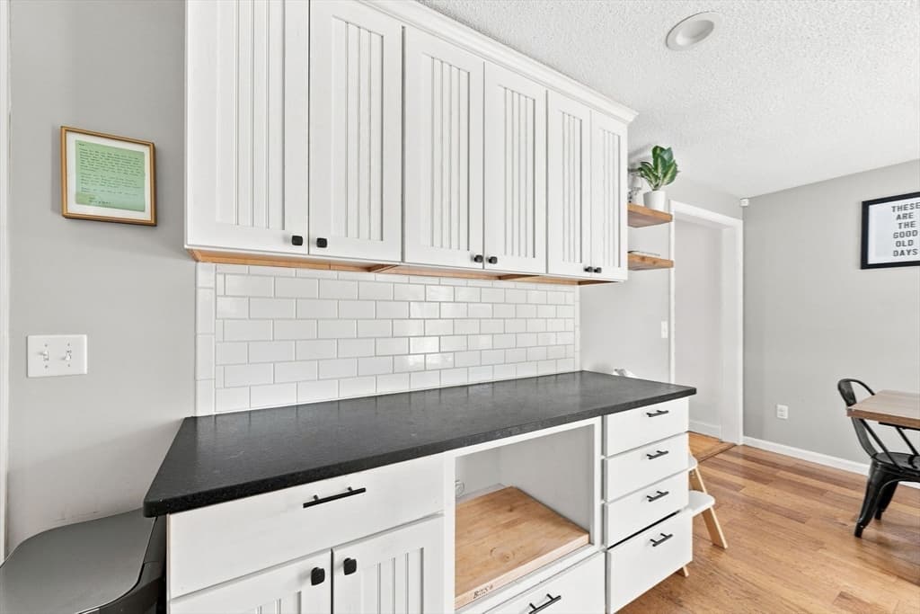 118 Horseneck Rd, Dartmouth MA 02748 photo 15
