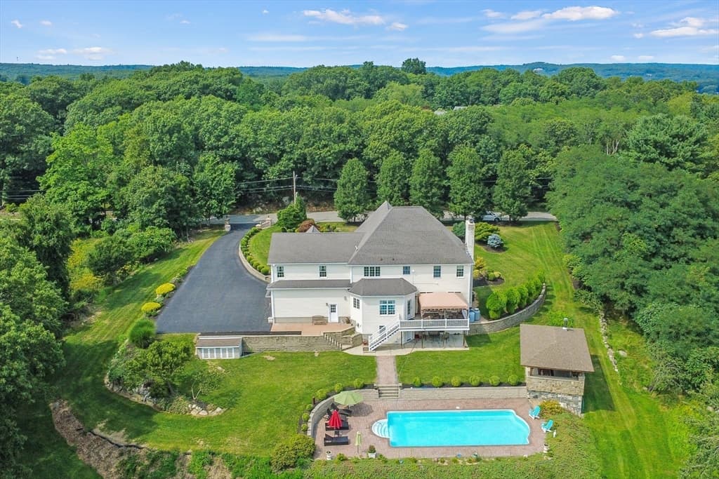 385 Scott Rd, Cumberland RI 02864 photo 12