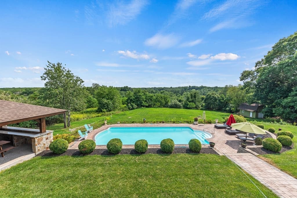 385 Scott Rd, Cumberland RI 02864 photo 10