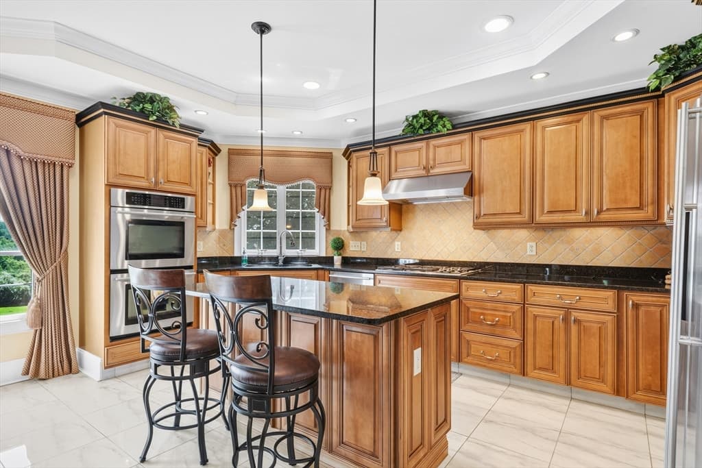 385 Scott Rd, Cumberland RI 02864 photo 18