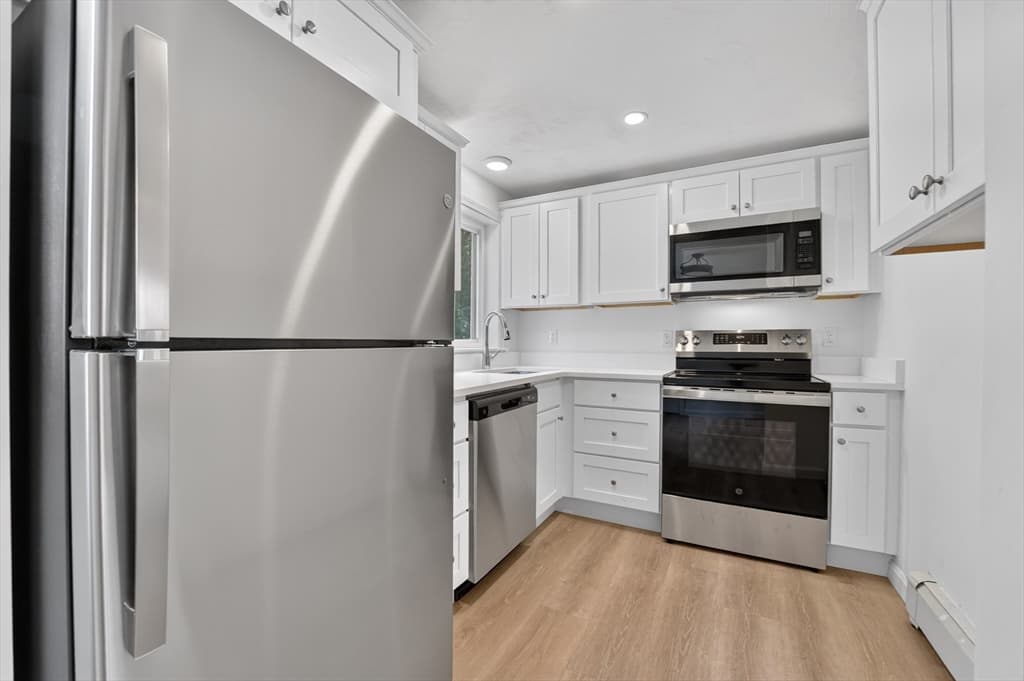 201 Bishop Drive # 201, Framingham MA 01702 photo 9