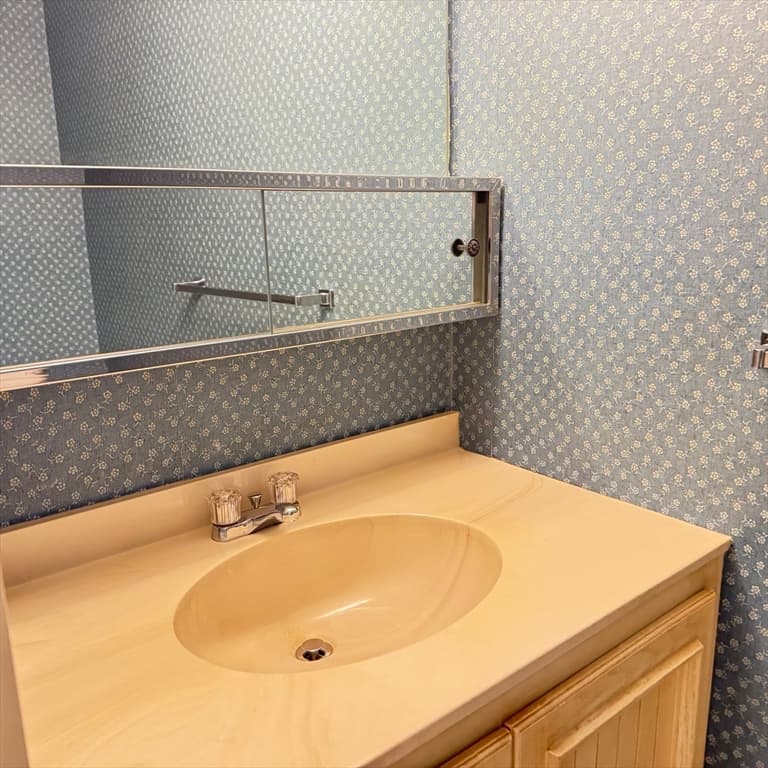 406 Paradise Rd # 1C, Swampscott MA 01907 photo 12
