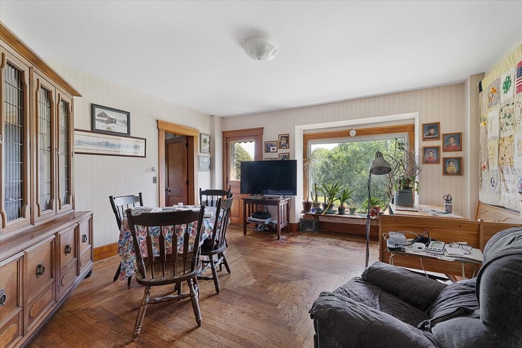 99 Lovett Rd, Oxford MA 01540 photo 6
