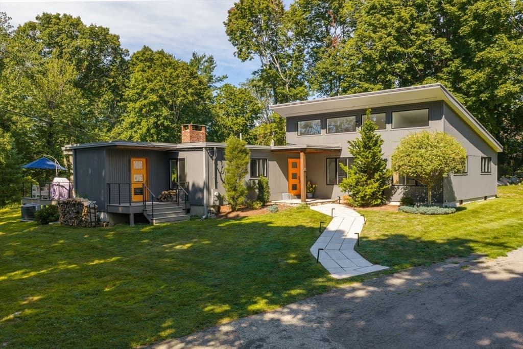 25 Virginia Ln, Cohasset MA 02025 photo 2