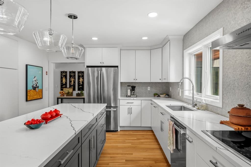 25 Virginia Ln, Cohasset MA 02025 photo 9