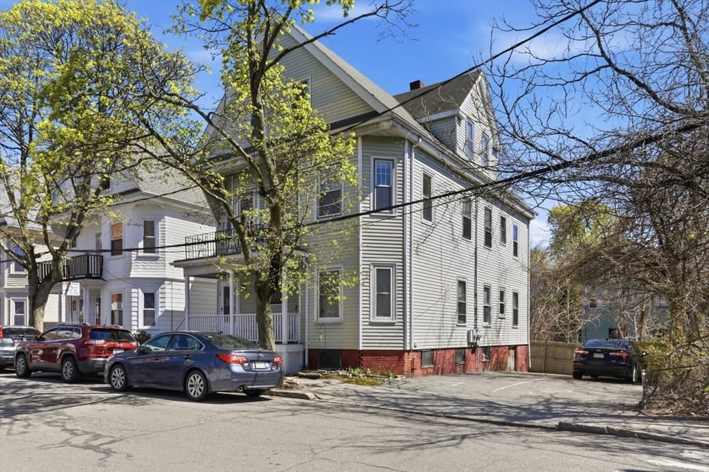 26-28 Porter Rd, Cambridge MA 02140 photo 2