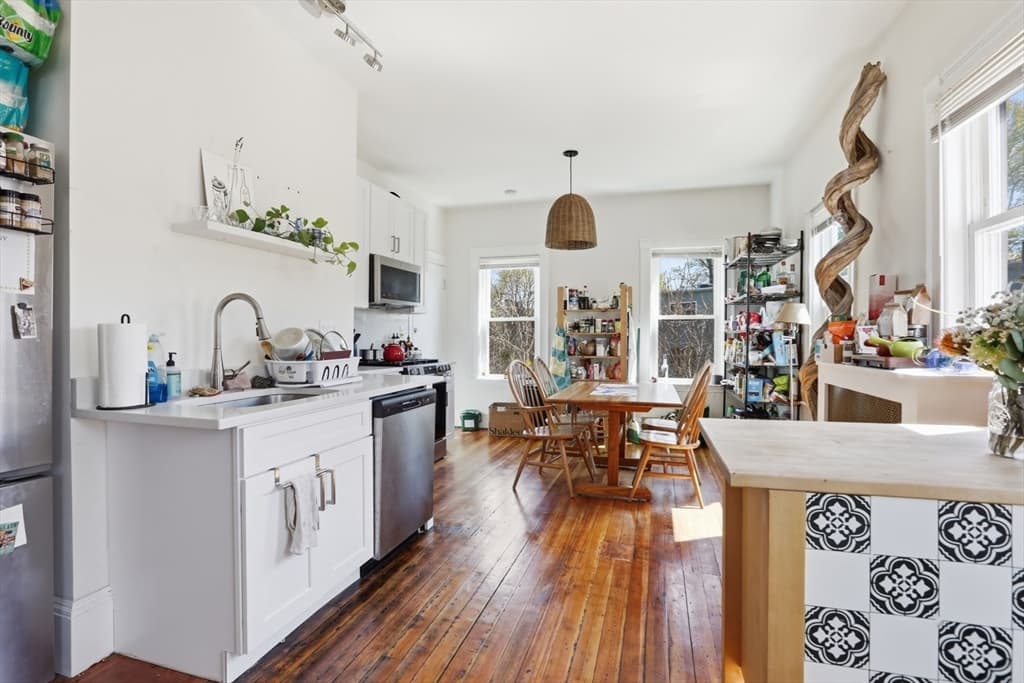 26-28 Porter Rd, Cambridge MA 02140 photo 6