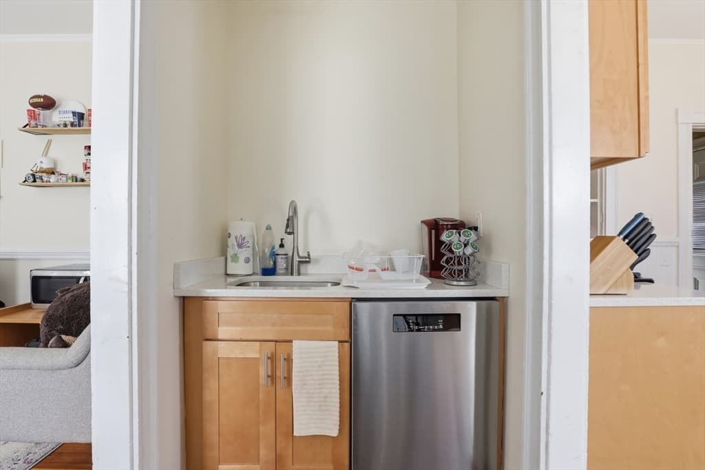 26-28 Porter Rd, Cambridge MA 02140 photo 32