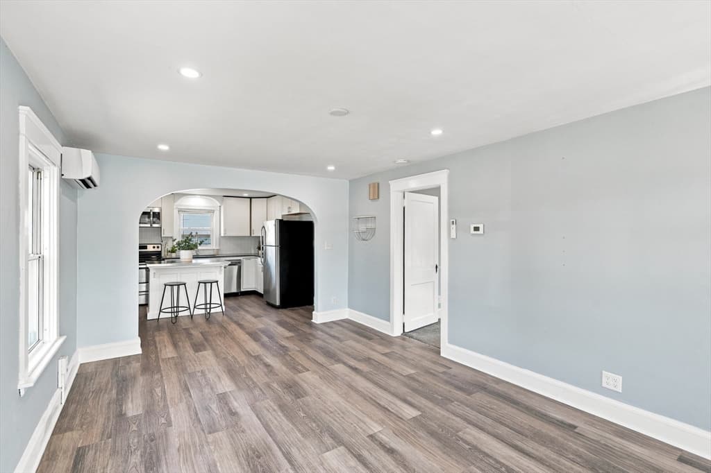 337 Wilbur, Swansea MA 02777 photo 5