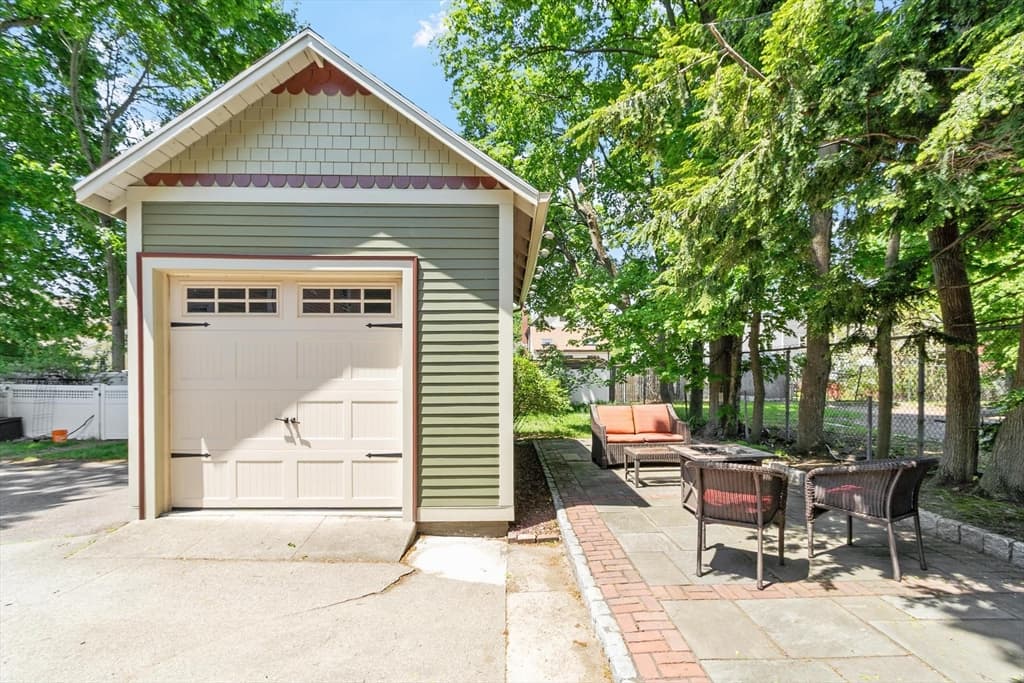188 Florence Street, Melrose MA 02176 photo 25