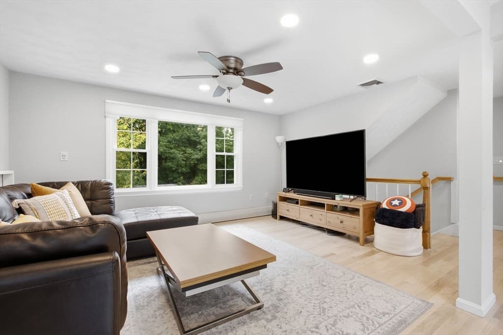 409 Salem Street, Wilmington MA 01887 photo 21