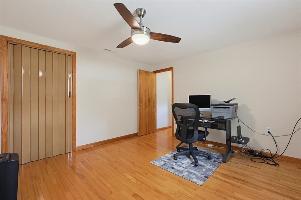 19 Bellflower Rd, Billerica MA 01821 photo 34