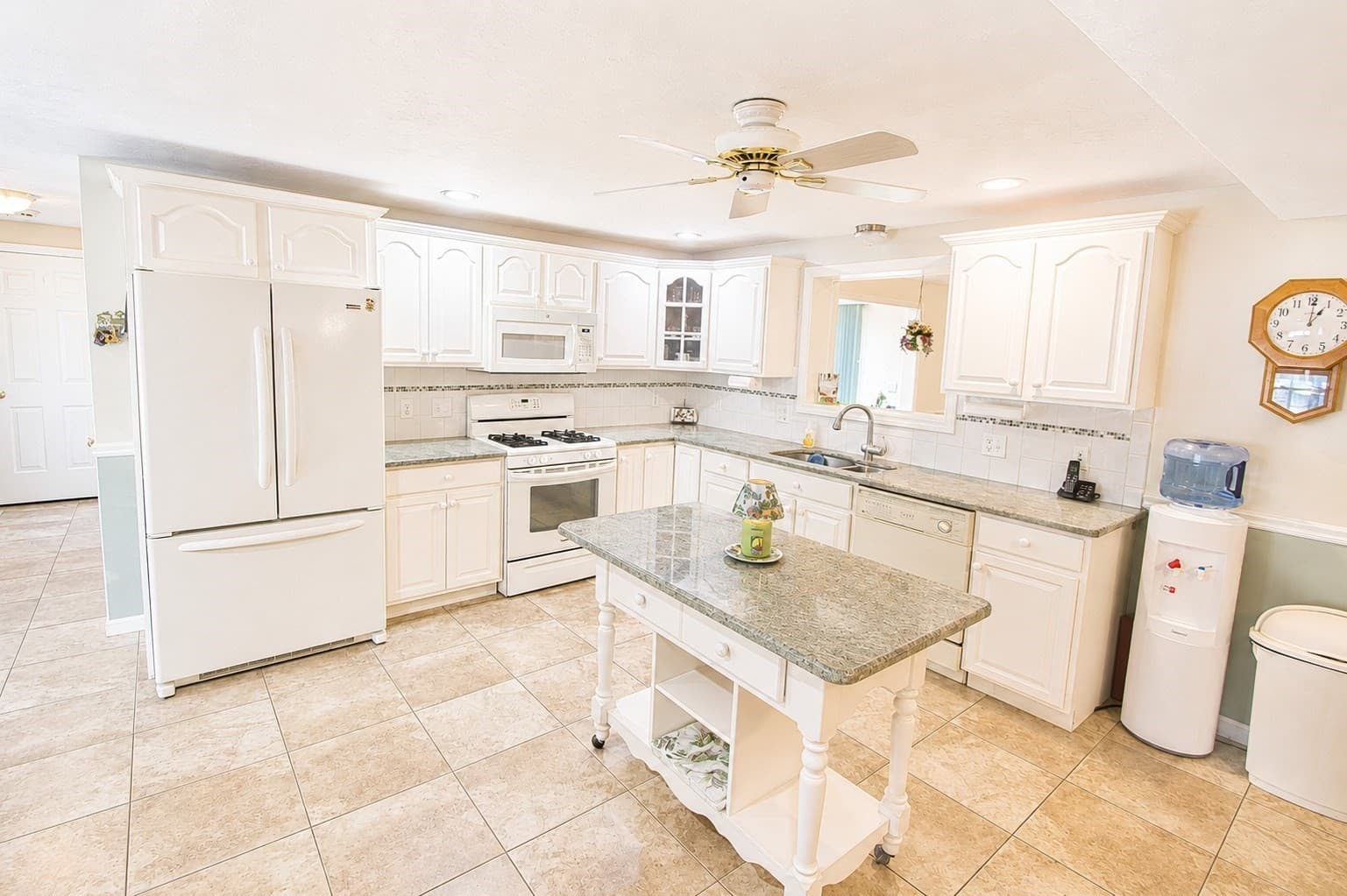 Single Family Residence at 10 Patriot Ln, Whitman MA 02382, Whitman, photo 6 of 28