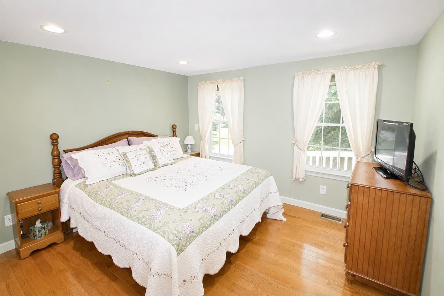 Single Family Residence at 10 Patriot Ln, Whitman MA 02382, Whitman, photo 26 of 28