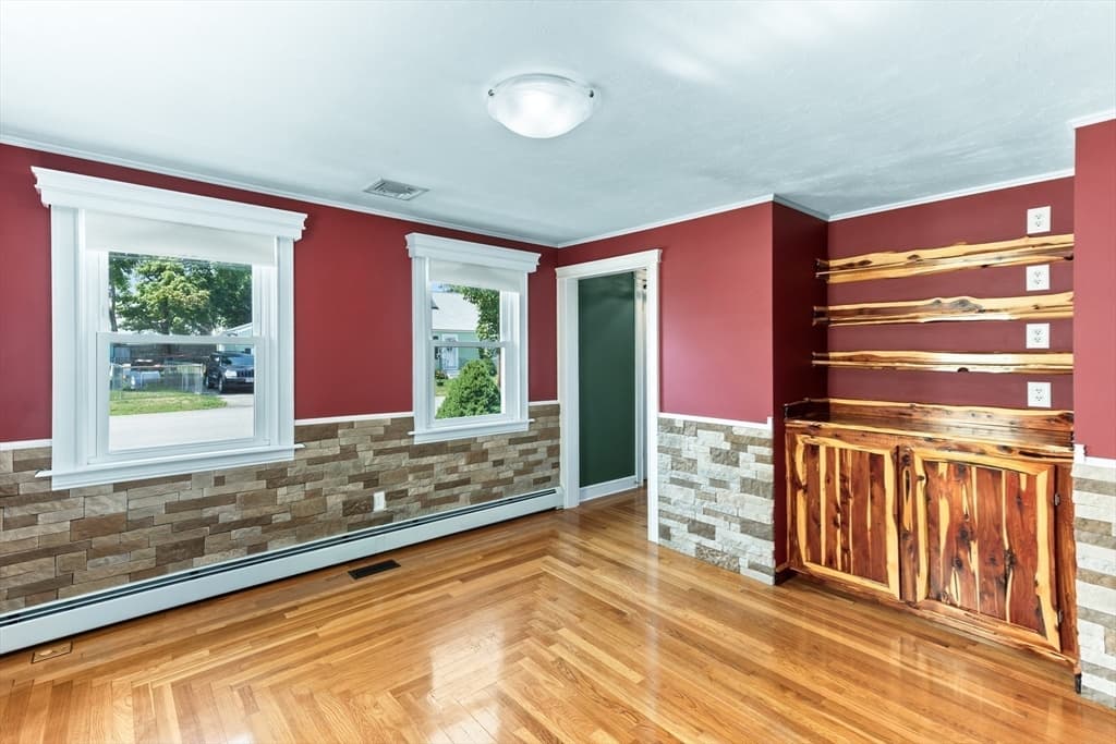 327 England St, Cumberland RI 02864 photo 12