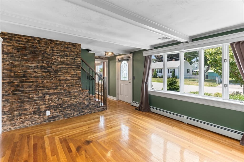 327 England St, Cumberland RI 02864 photo 7