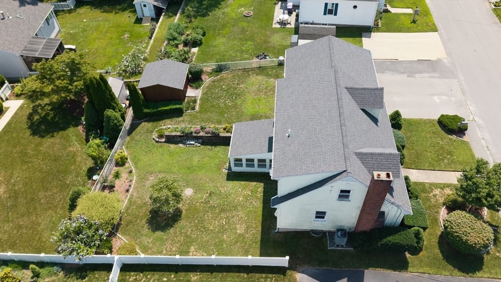 327 England St, Cumberland RI 02864 photo 32