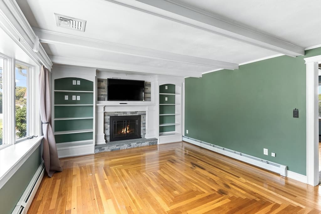 327 England St, Cumberland RI 02864 photo 5