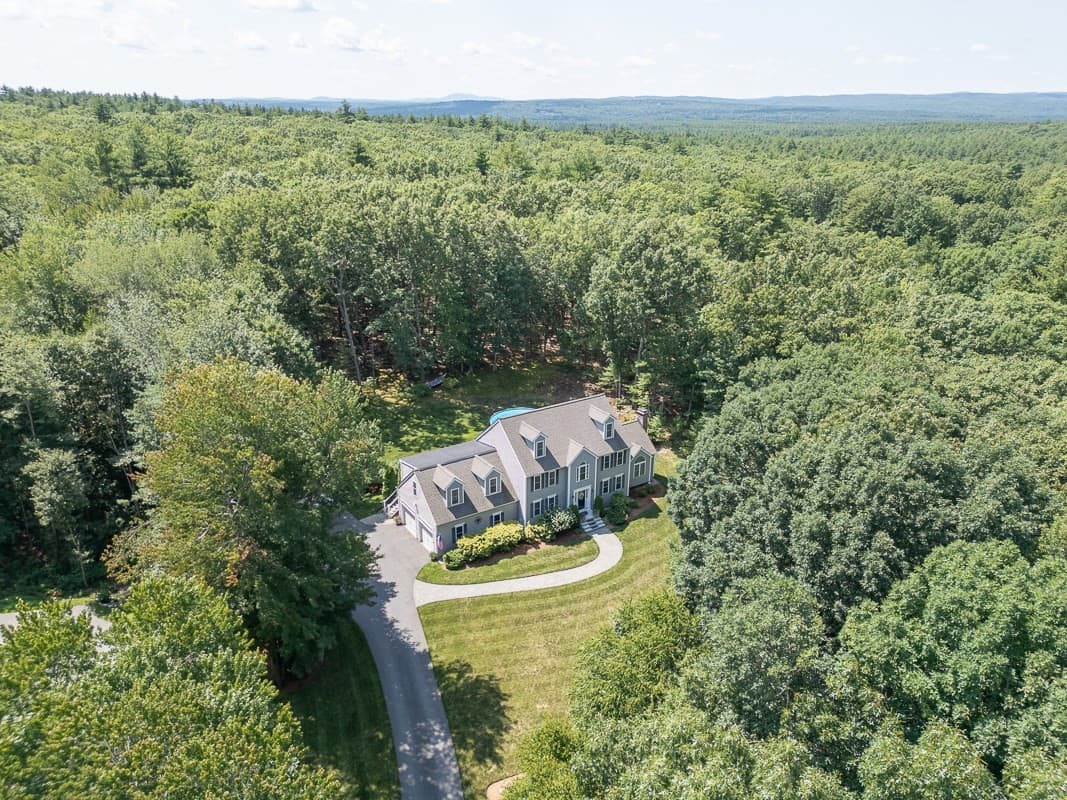 Single Family Residence at 15 Hillside Dr, Townsend MA 01469, Townsend, photo 36 of 42