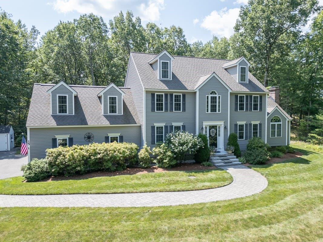 Single Family Residence at 15 Hillside Dr, Townsend MA 01469, Townsend, photo 32 of 42