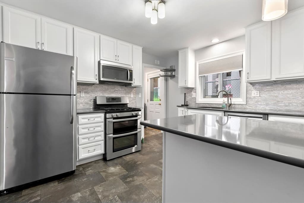 100 Leyden St, Boston MA 02128 photo 5