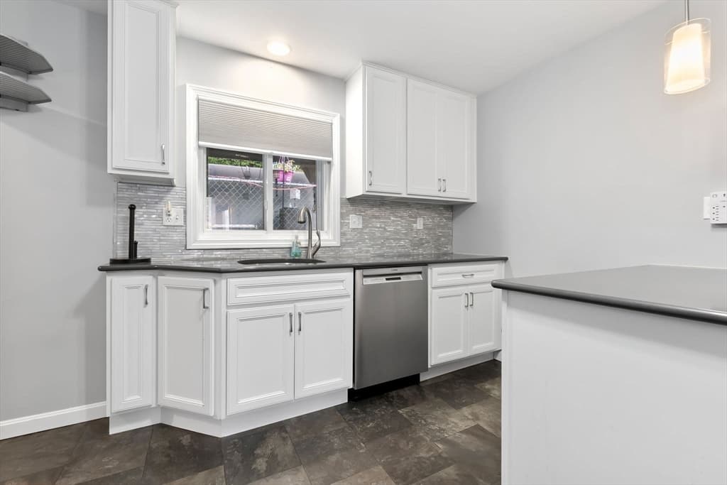 100 Leyden St, Boston MA 02128 photo 8