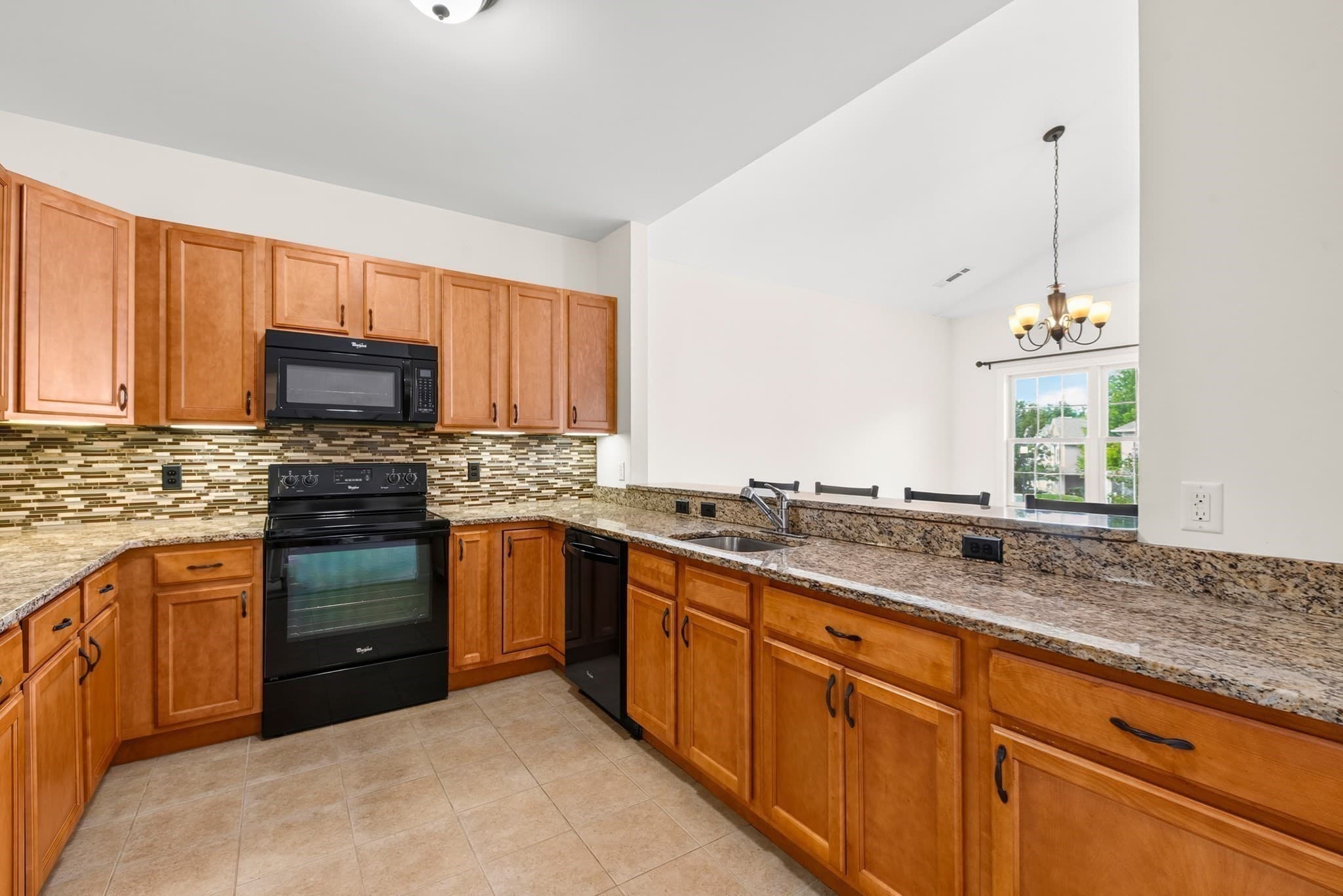 Condominium at 631 East St # M202, Mansfield MA 02048, Mansfield, photo 17 of 35